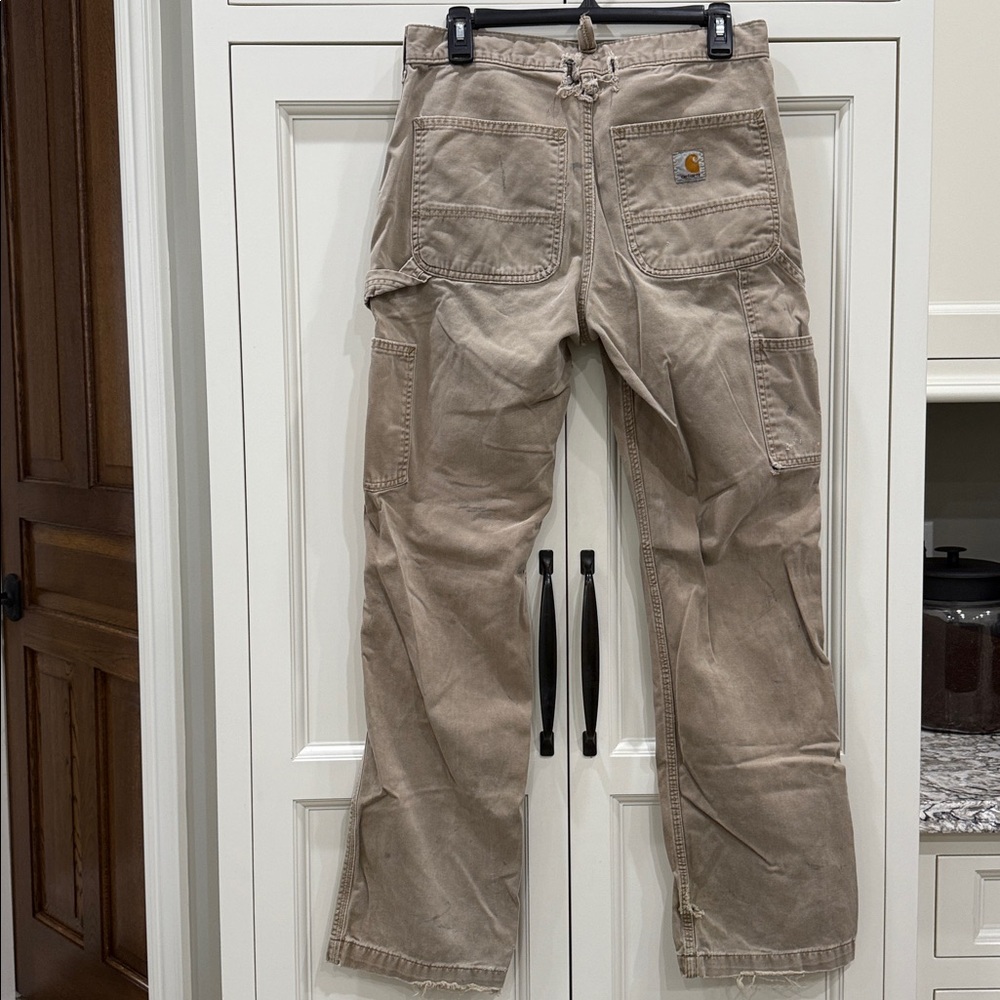 Carhartt distressed carpenter pants, men’s 31X32 relaxed fit Thrashed Farm worn